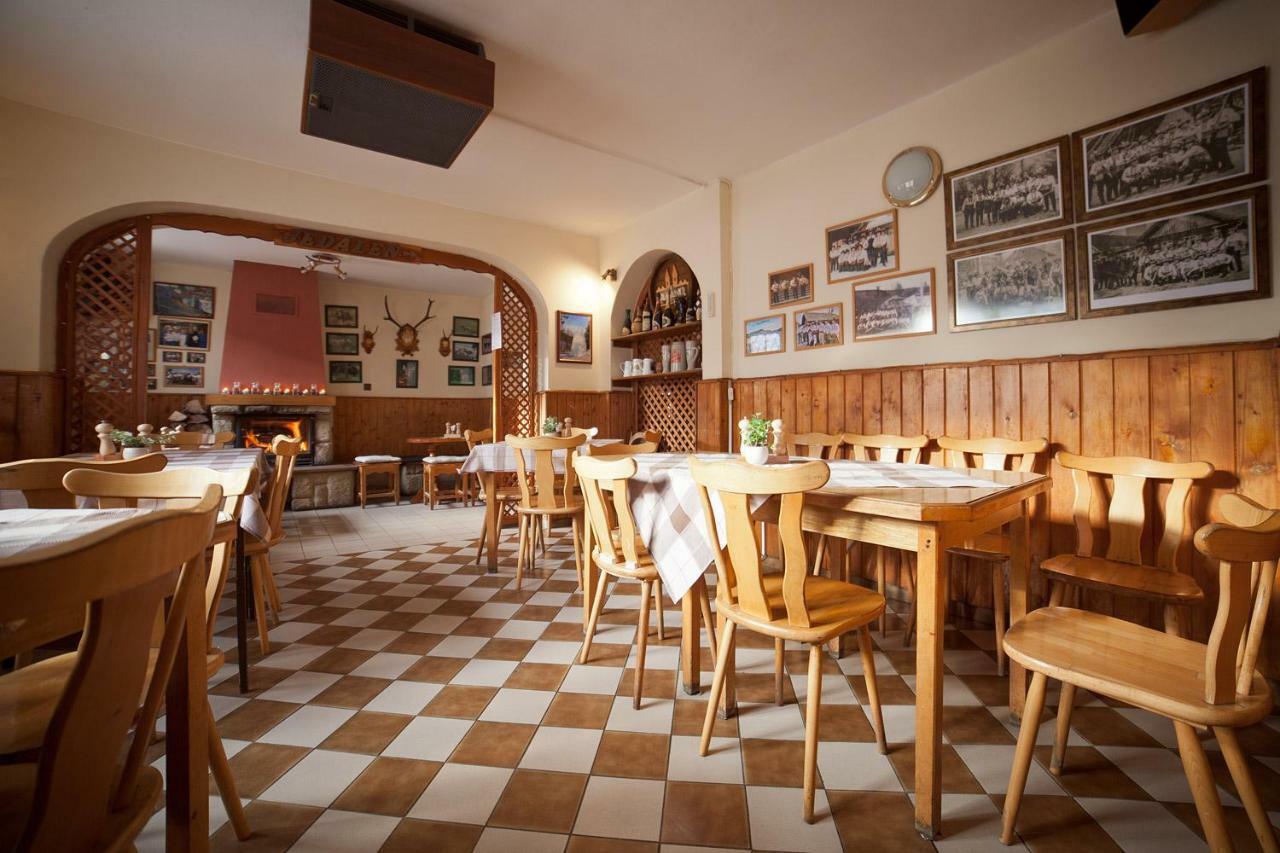 Prazdninovy Dom Eliska*** Villa Rajecka Lesna Dış mekan fotoğraf