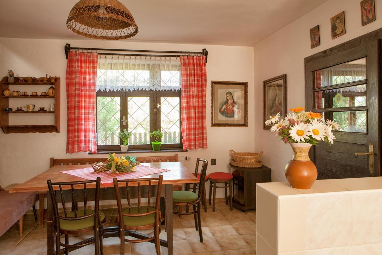 Prazdninovy Dom Eliska*** Villa Rajecka Lesna Dış mekan fotoğraf